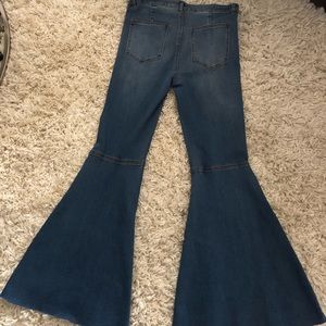 chelsea and violet bell bottom jeans